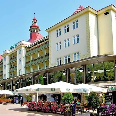 Wielka Pieniawa Rezort 3*